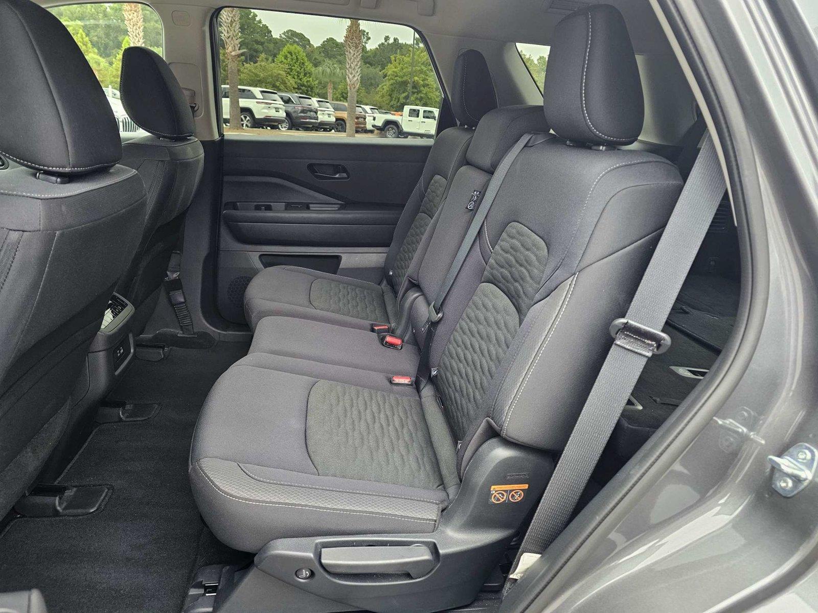 Used 2025 Nissan Pathfinder SUV
