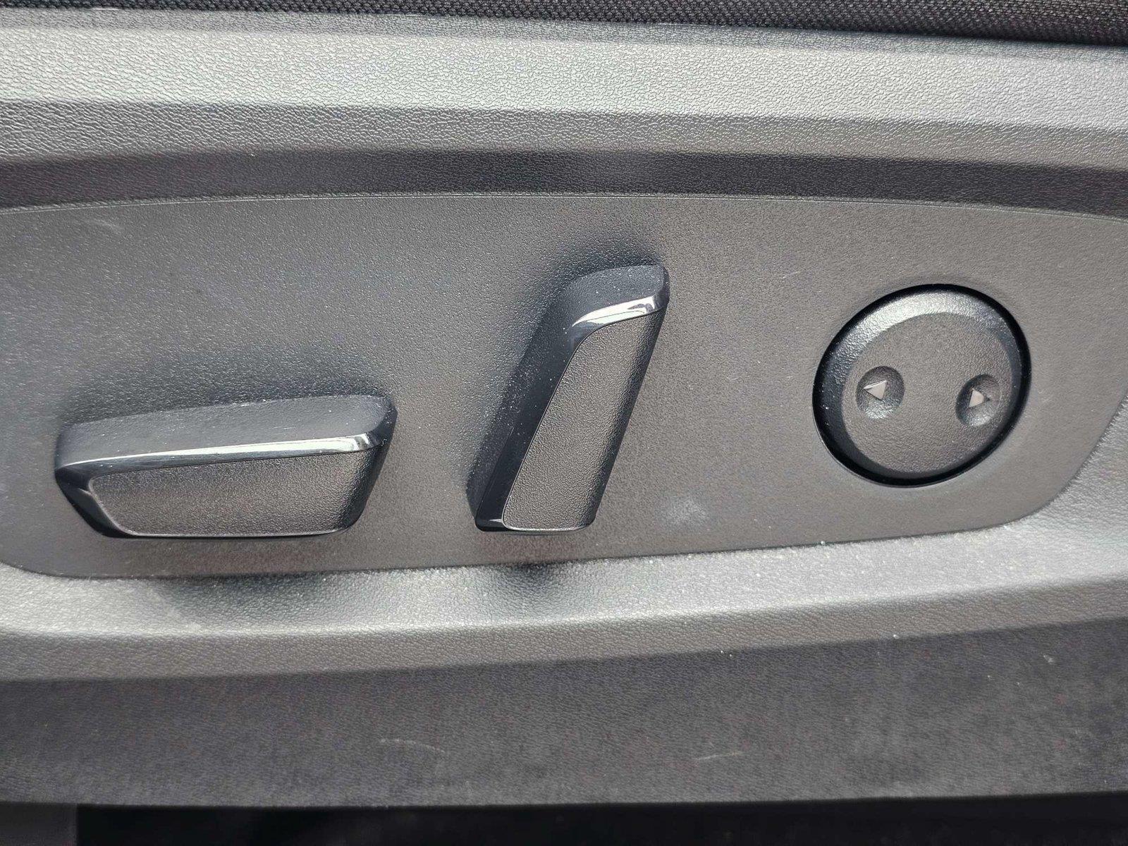 Used 2025 Nissan Pathfinder SUV