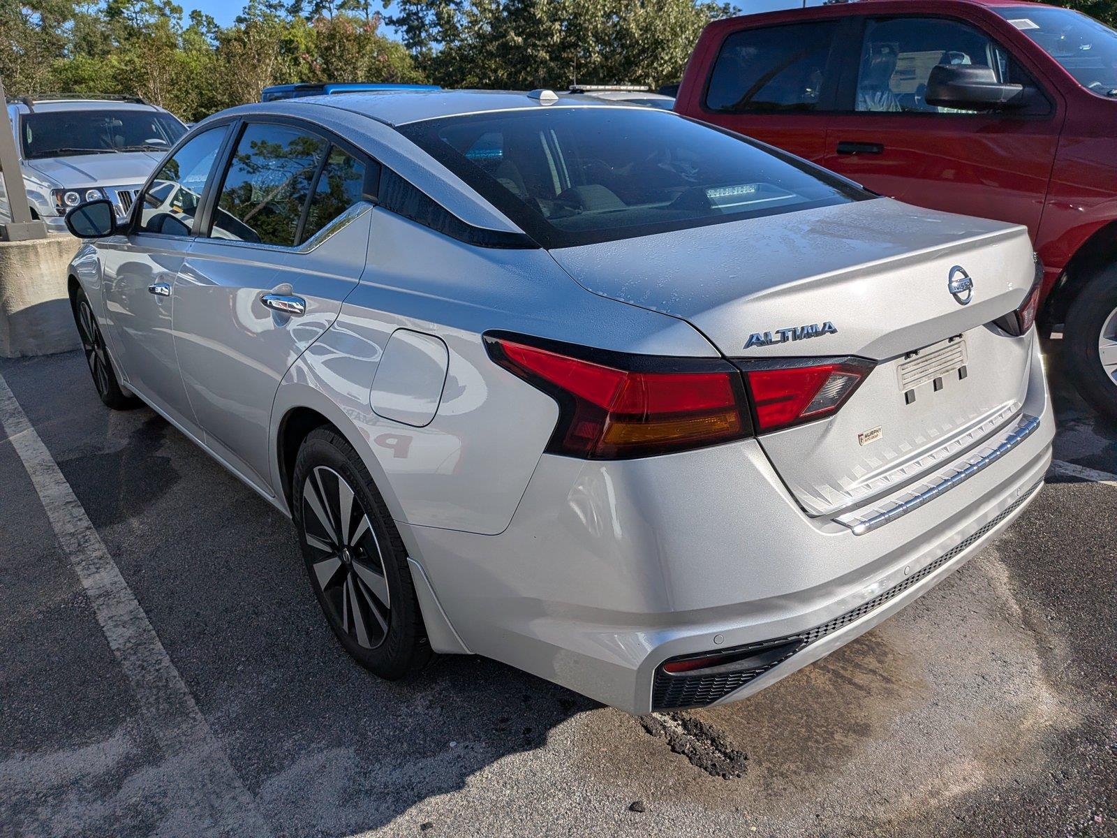 Used 2022 Nissan Altima Sedan