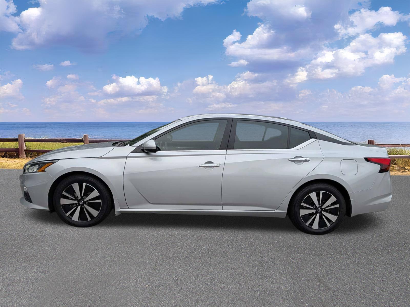 Used 2022 Nissan Altima Sedan