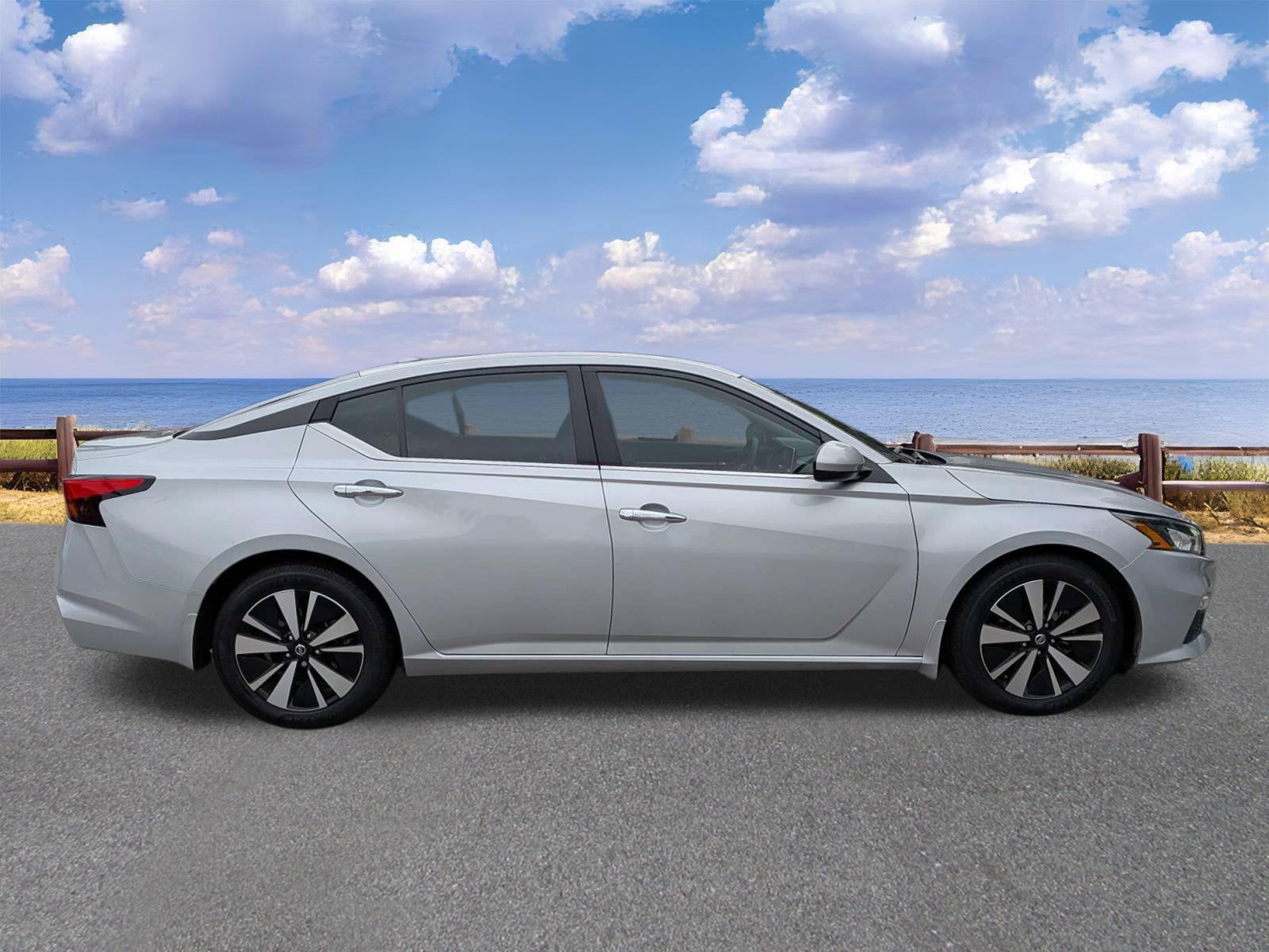 Used 2022 Nissan Altima Sedan