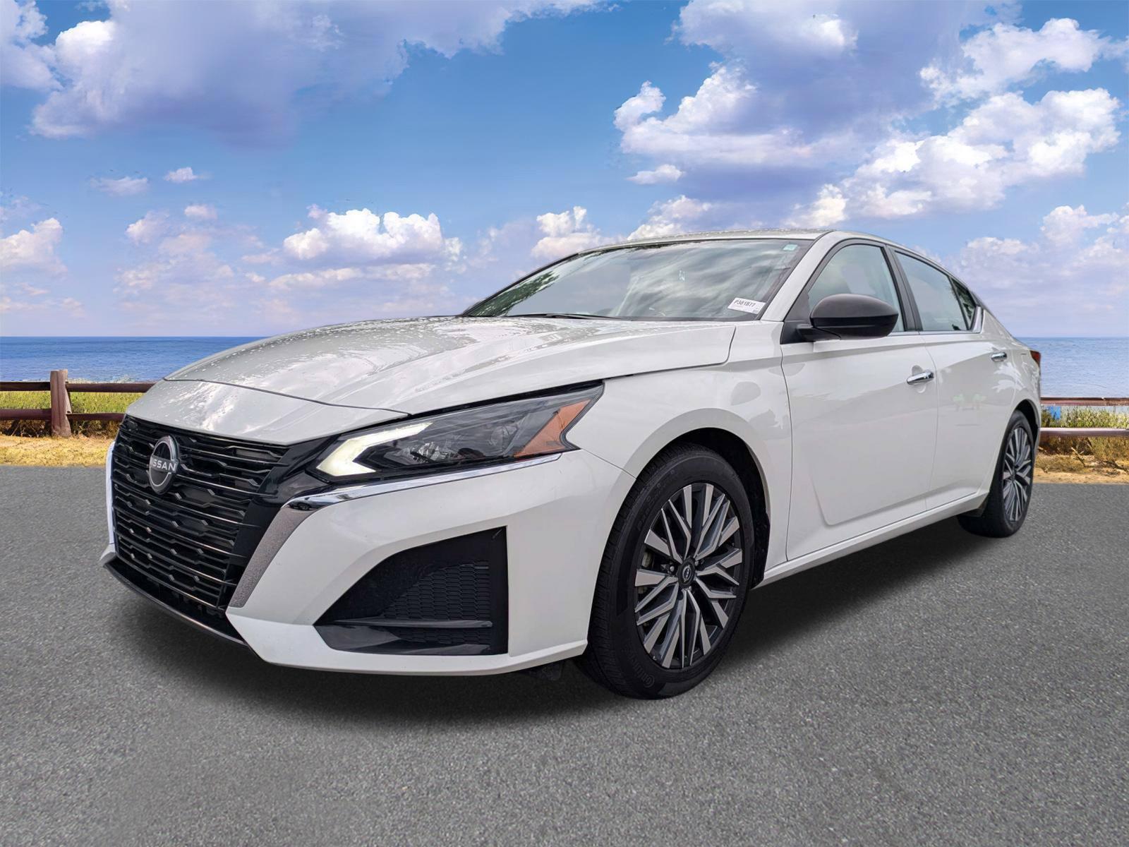 Used 2025 Nissan Altima Sedan
