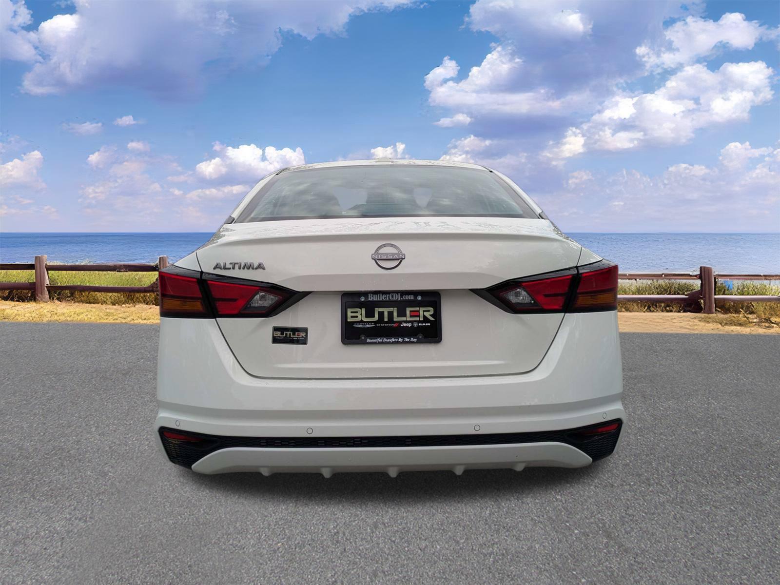 Used 2025 Nissan Altima Sedan