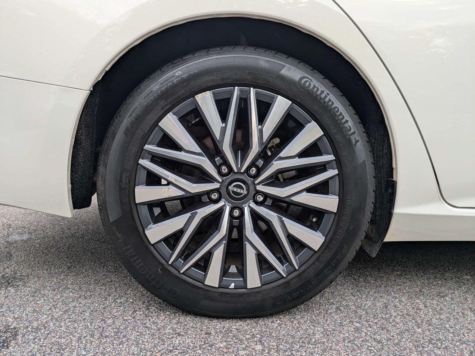 Used 2025 Nissan Altima Sedan