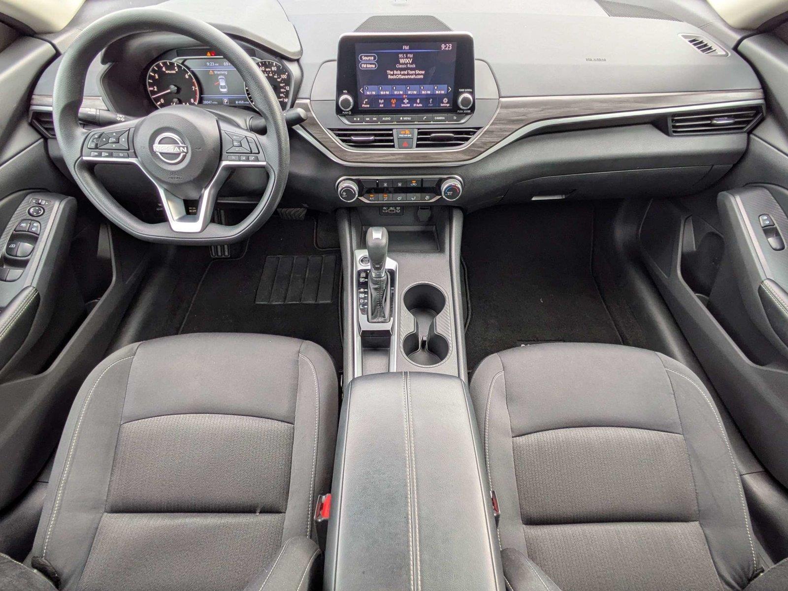 Used 2025 Nissan Altima Sedan