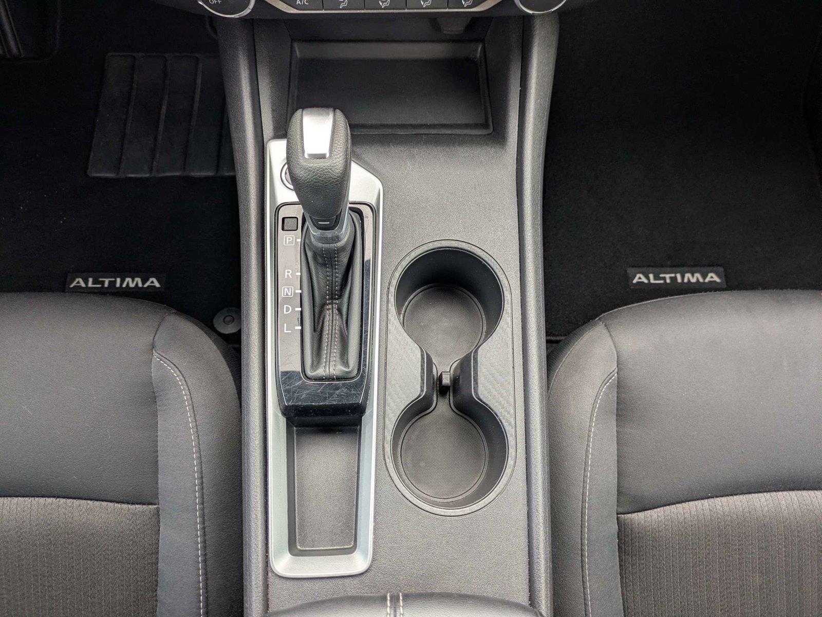 Used 2025 Nissan Altima Sedan