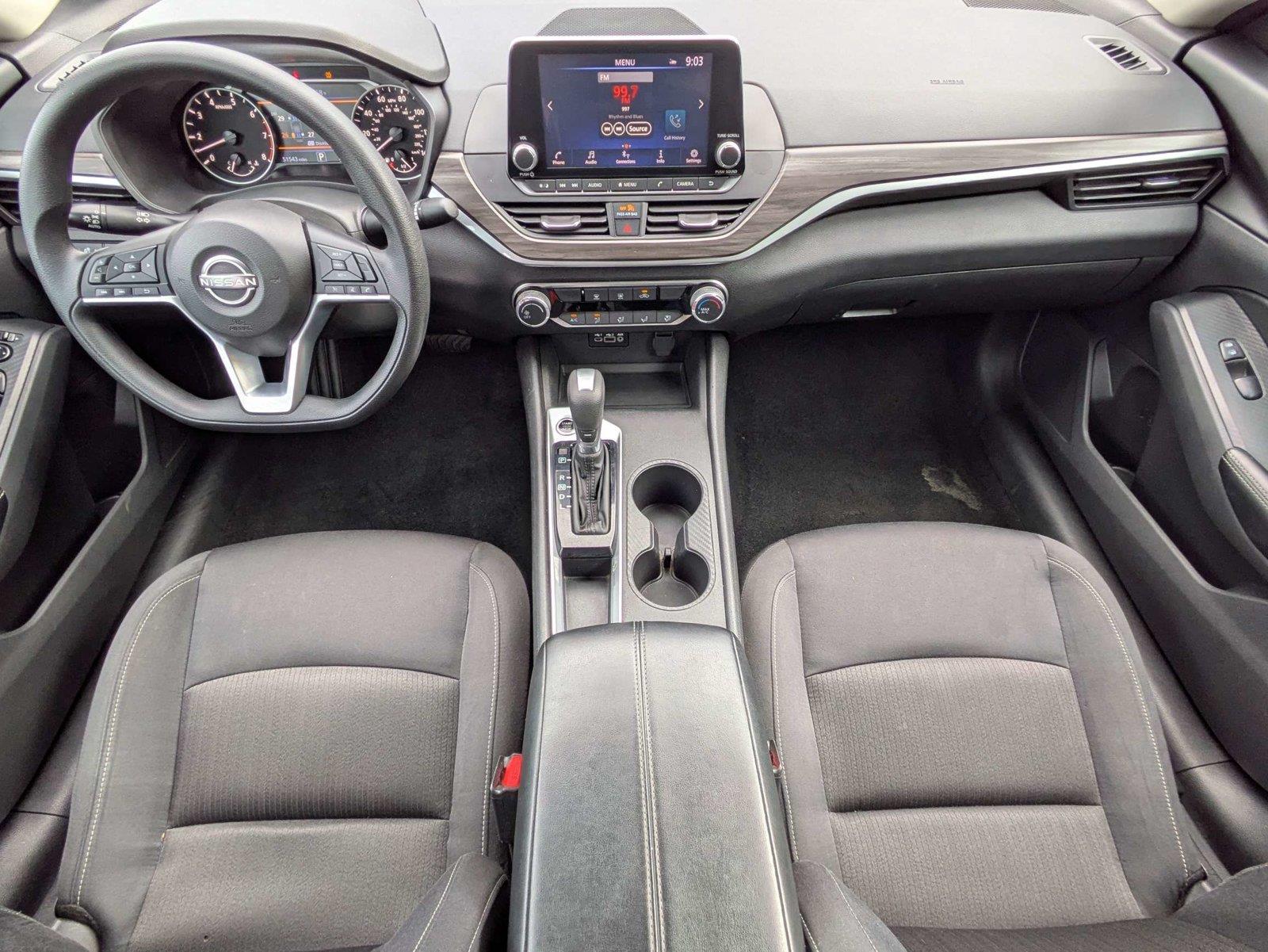 Used 2025 Nissan Altima Sedan