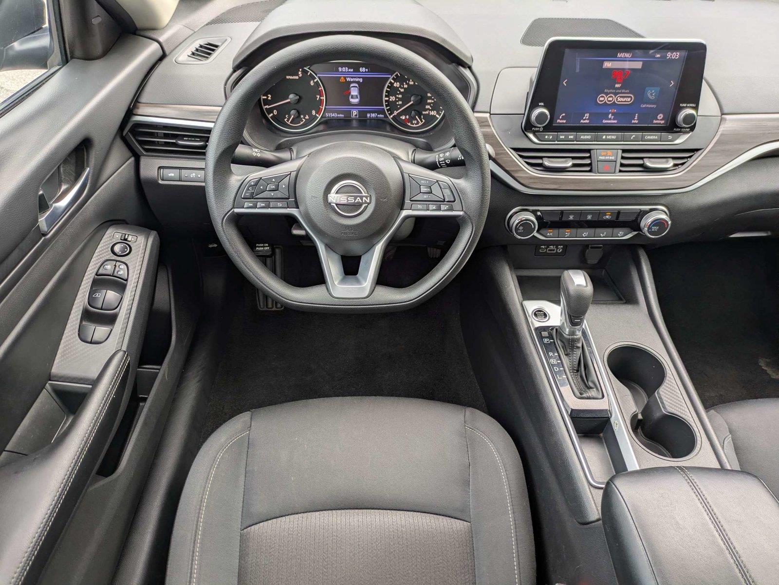 Used 2025 Nissan Altima Sedan