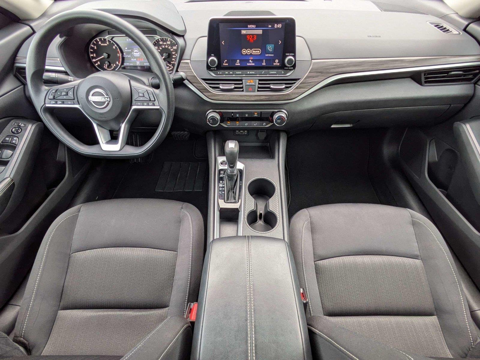 Used 2025 Nissan Altima Sedan