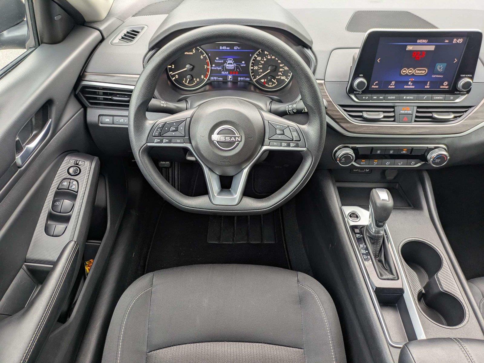 Used 2025 Nissan Altima Sedan