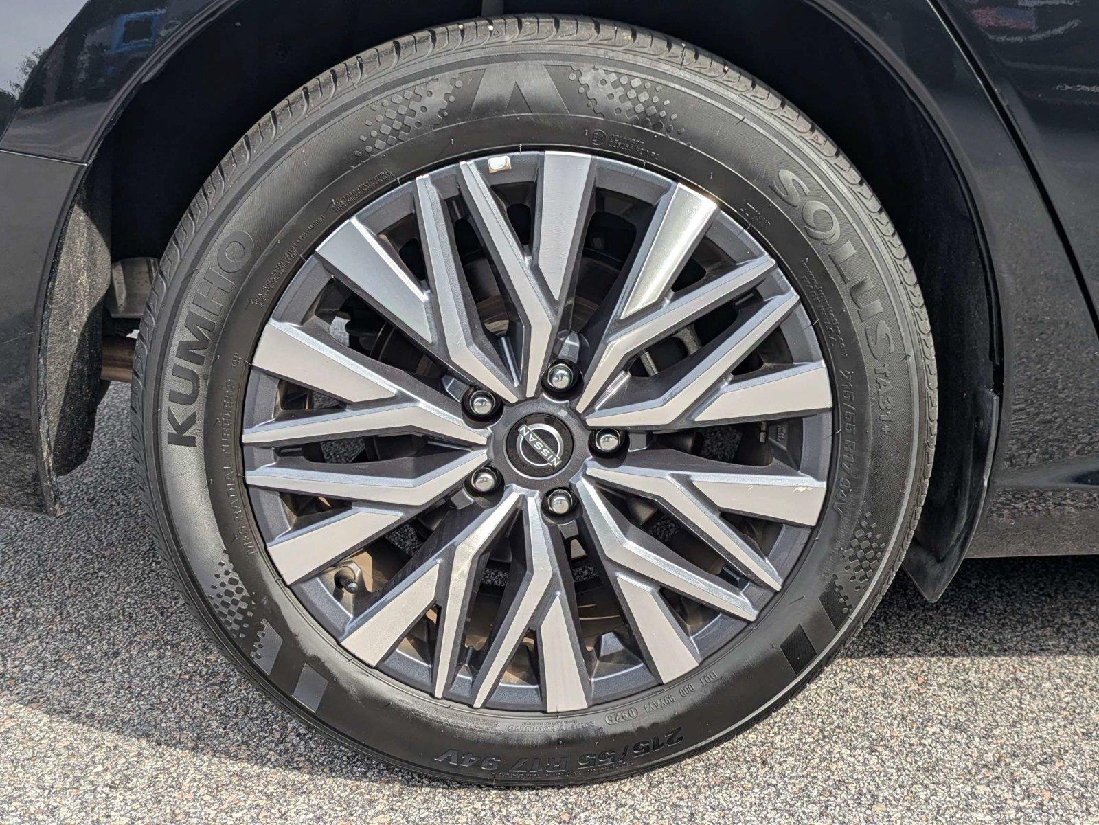 Used 2025 Nissan Altima Sedan