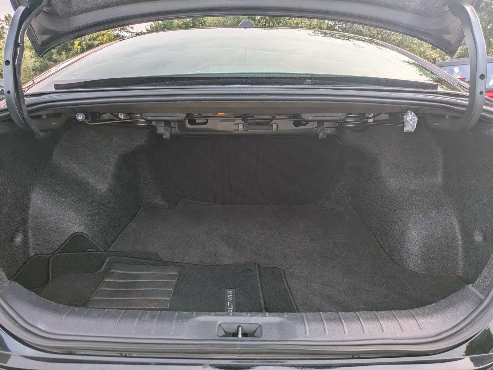 Used 2025 Nissan Altima Sedan