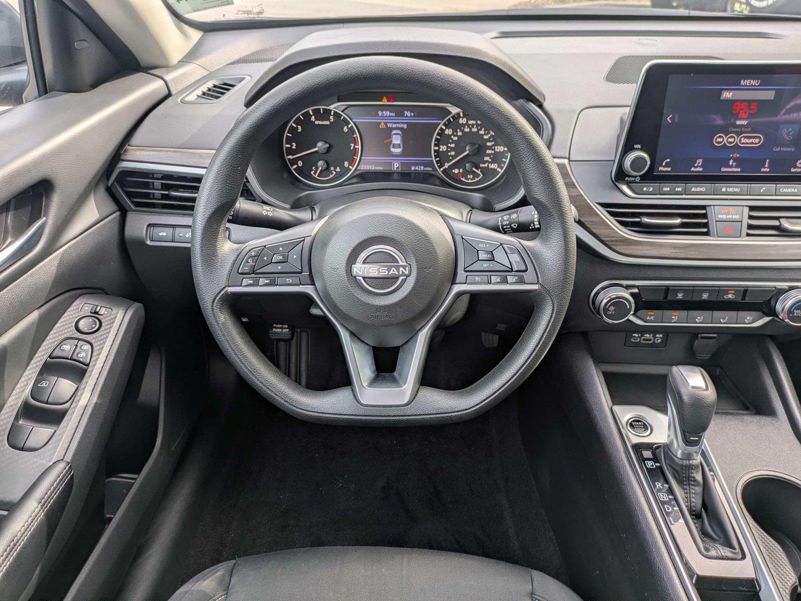 Used 2025 Nissan Altima Sedan