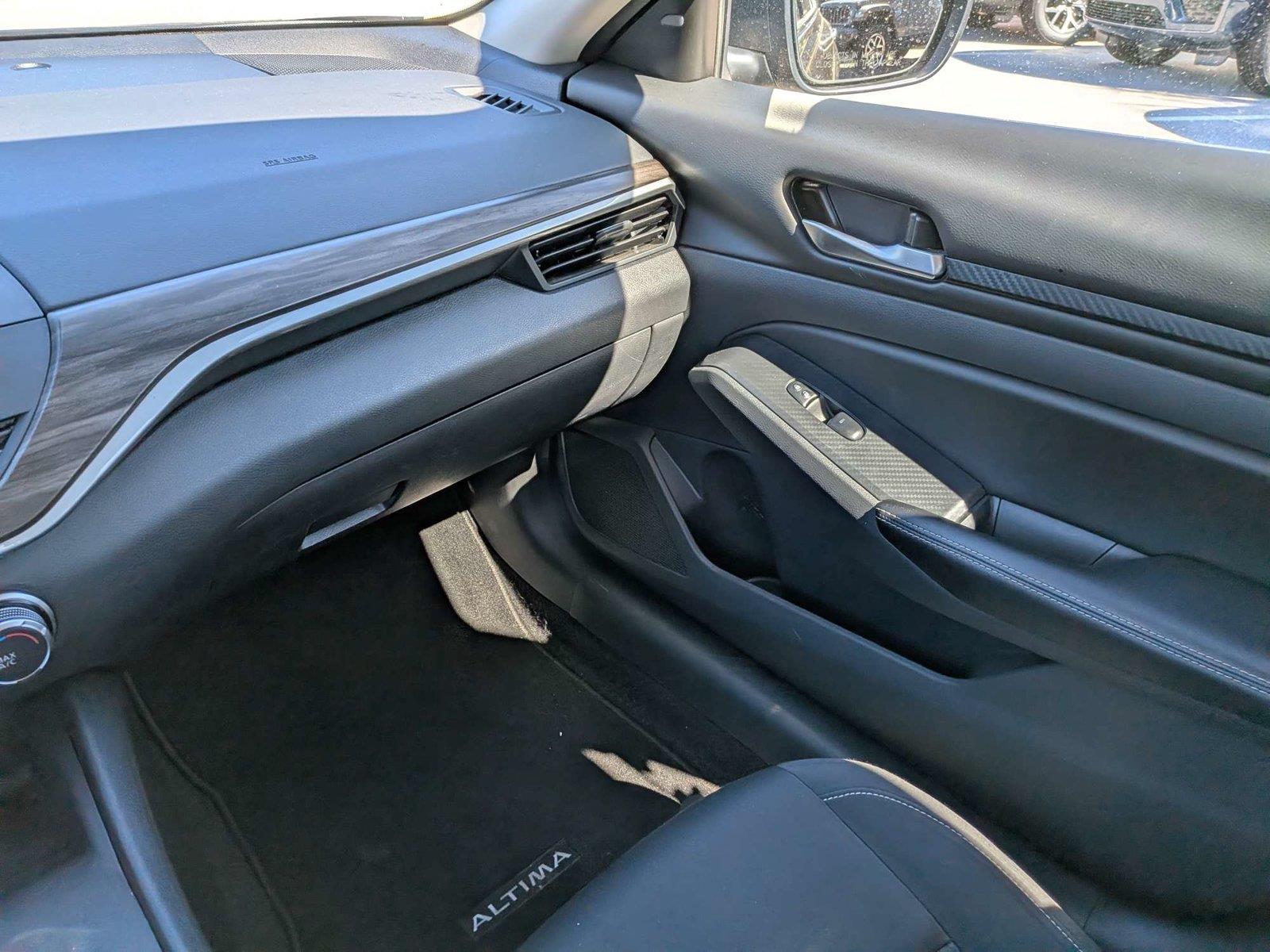 Used 2025 Nissan Altima Sedan