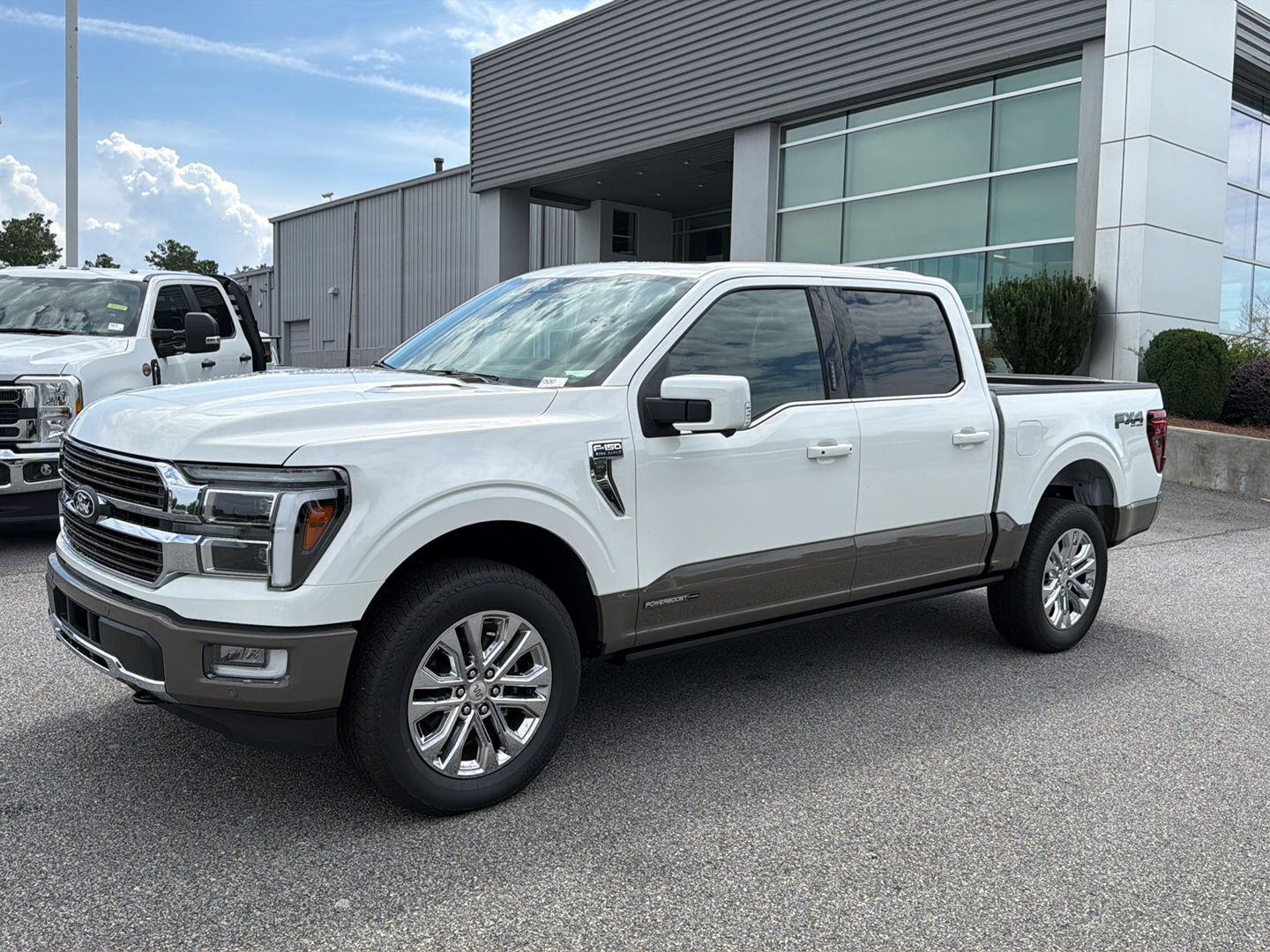 Star White Metallic Tri-Coat/Marsh Gray 2026 Ford F-150 Pickup Truck Four-Wheel Drive Automatic