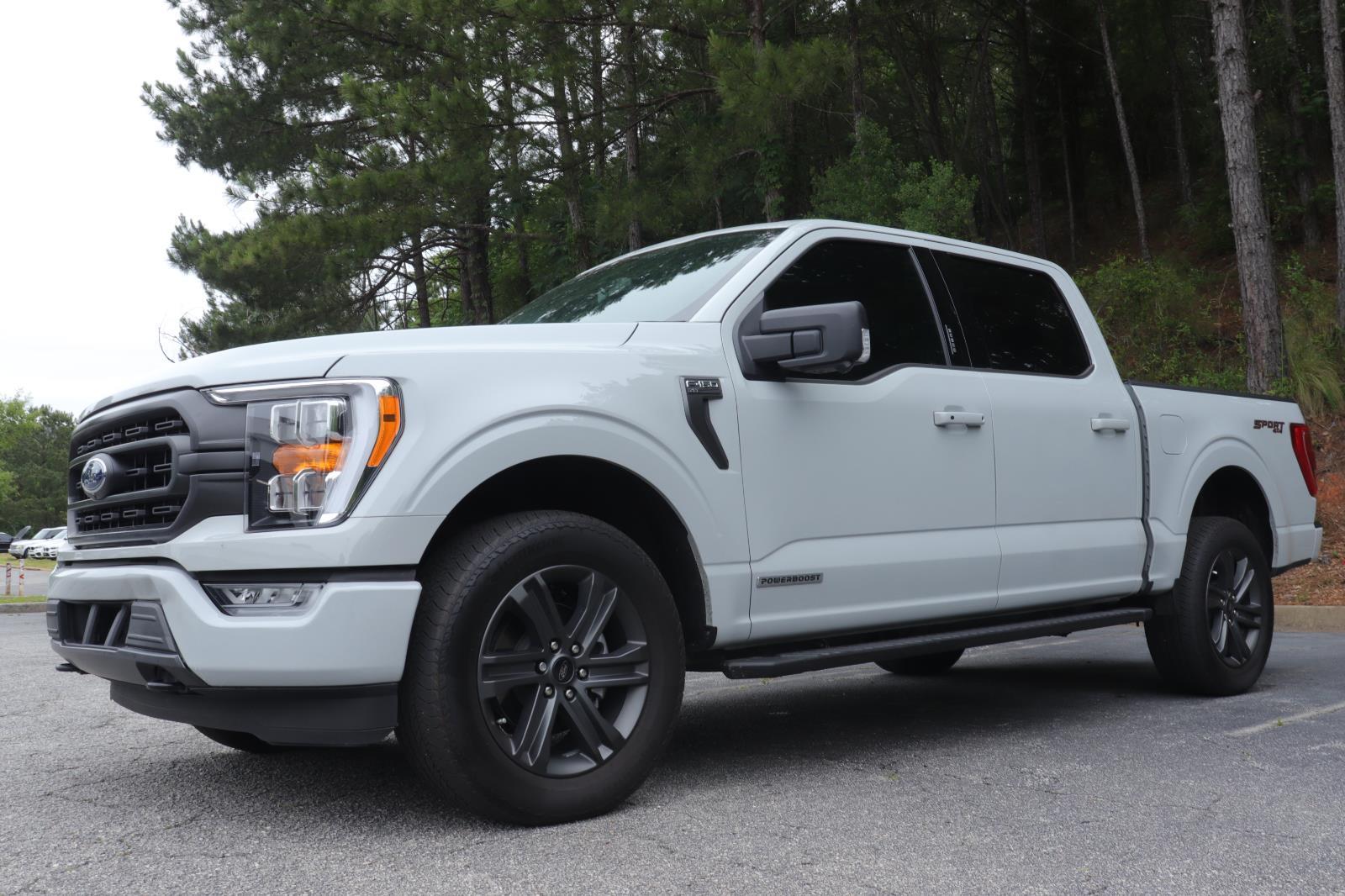  2023 Ford F-150 XLT SuperCrew 4WD   