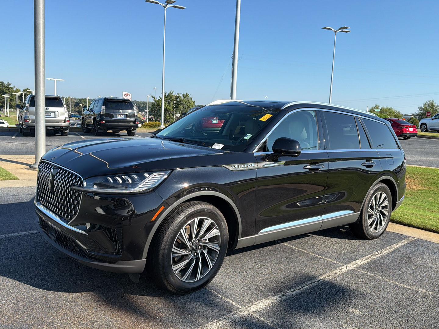 Used 2025 Lincoln Aviator Sedan