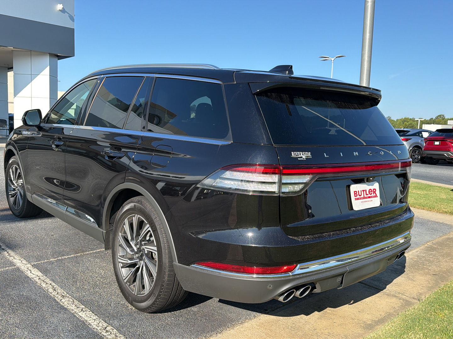 Used 2025 Lincoln Aviator Sedan