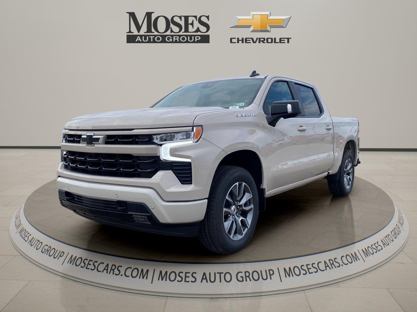 White Sands 2026 Chevrolet Silverado 1500 Pickup Truck Four-Wheel Drive 8-Speed Automatic