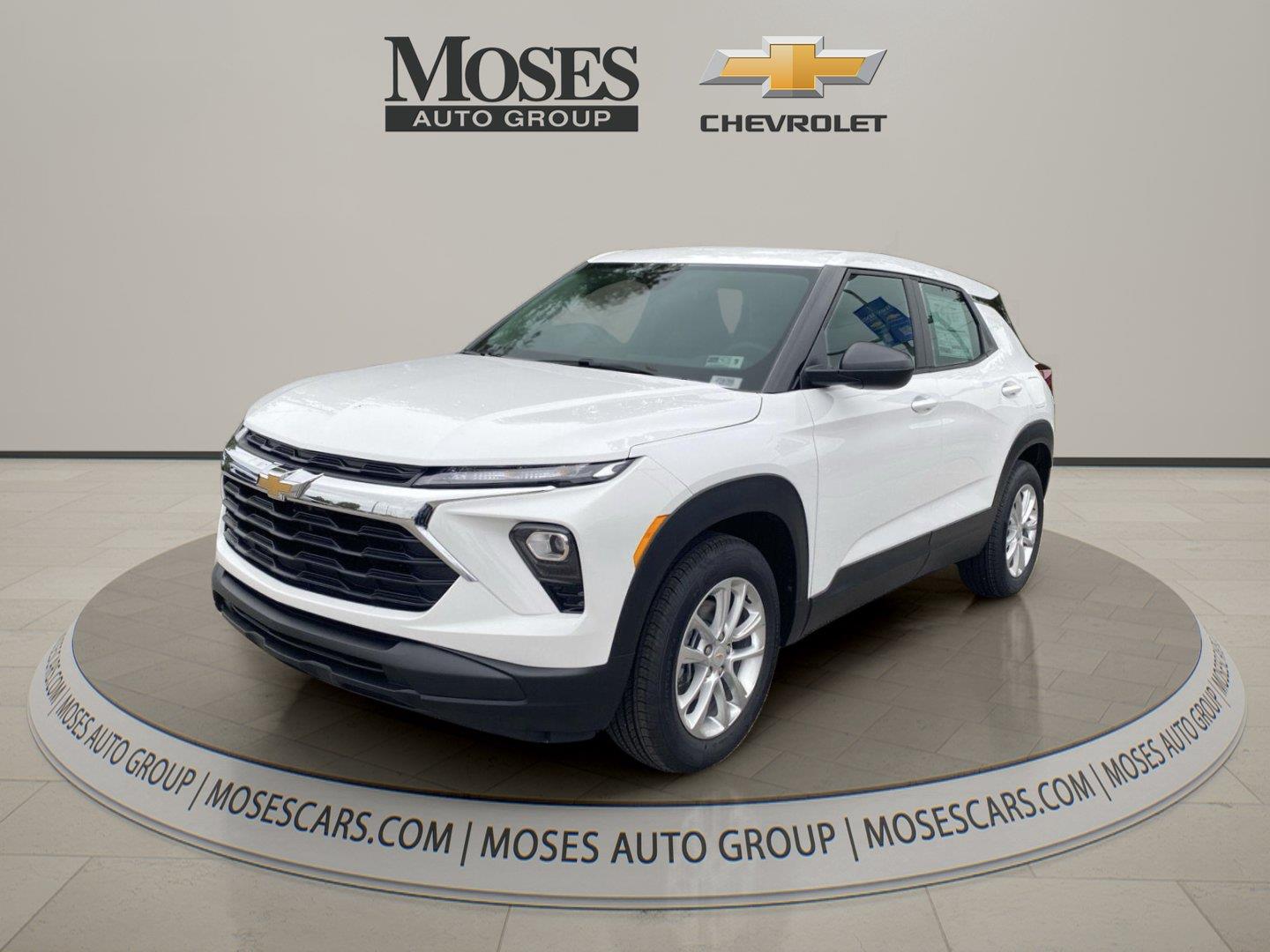 Summit White 2026 Chevrolet Trailblazer SUV / Crossover Front-Wheel Drive Continuously Variable Transmission