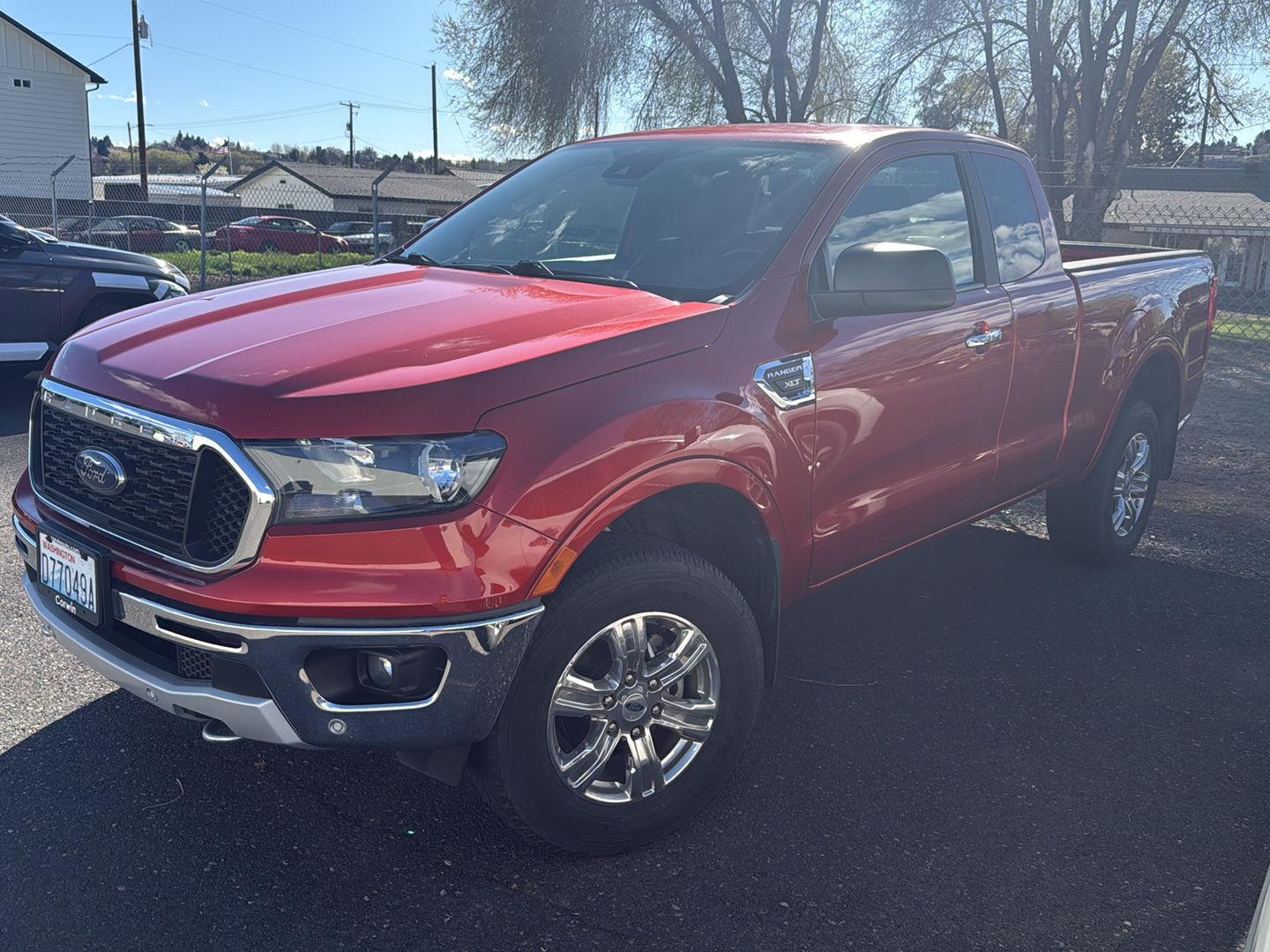 Hot Pepper Red Metallic Tinted Clearcoat 2019 Ford Ranger XLT SuperCab 4WD Pickup Truck Four-Wheel Drive Automatic