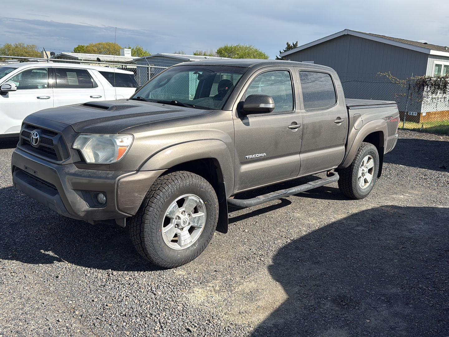 2014 Toyota Tacoma Double Cab SB V6 4WD Pickup Truck Four-Wheel Drive Manual