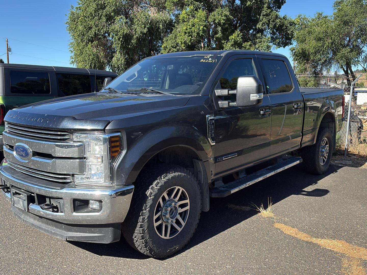 2018 Ford F-350 Super Duty Lariat Crew Cab 4WD