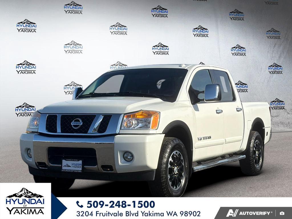  2015 Nissan Titan SL Crew Cab 4WD   