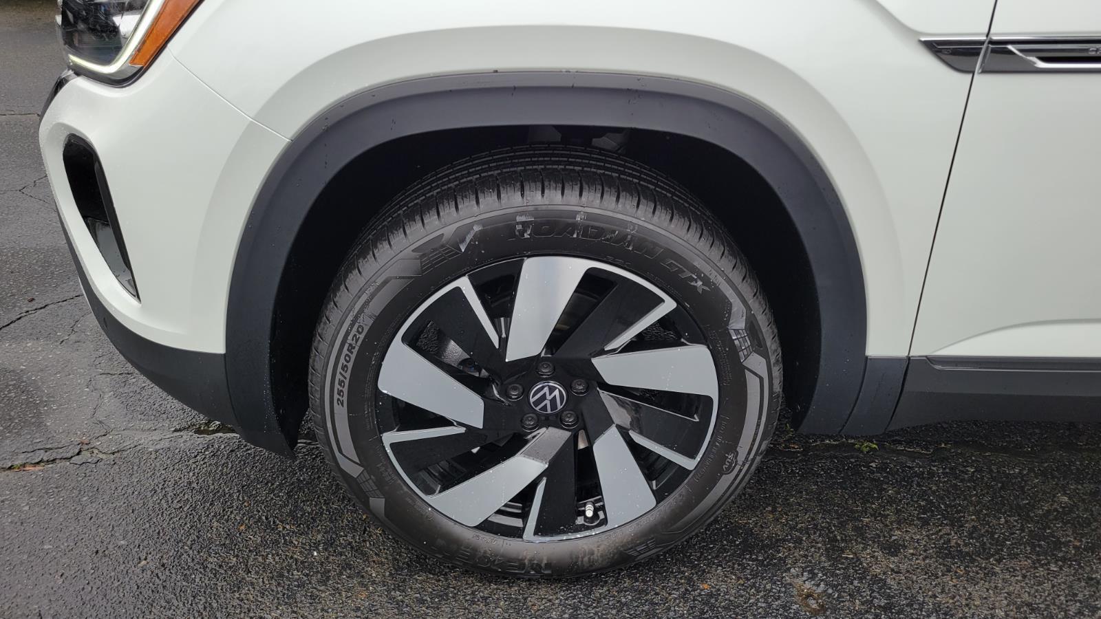 2026 Volkswagen Atlas Cross Sport SE w/Tech - Photo 15