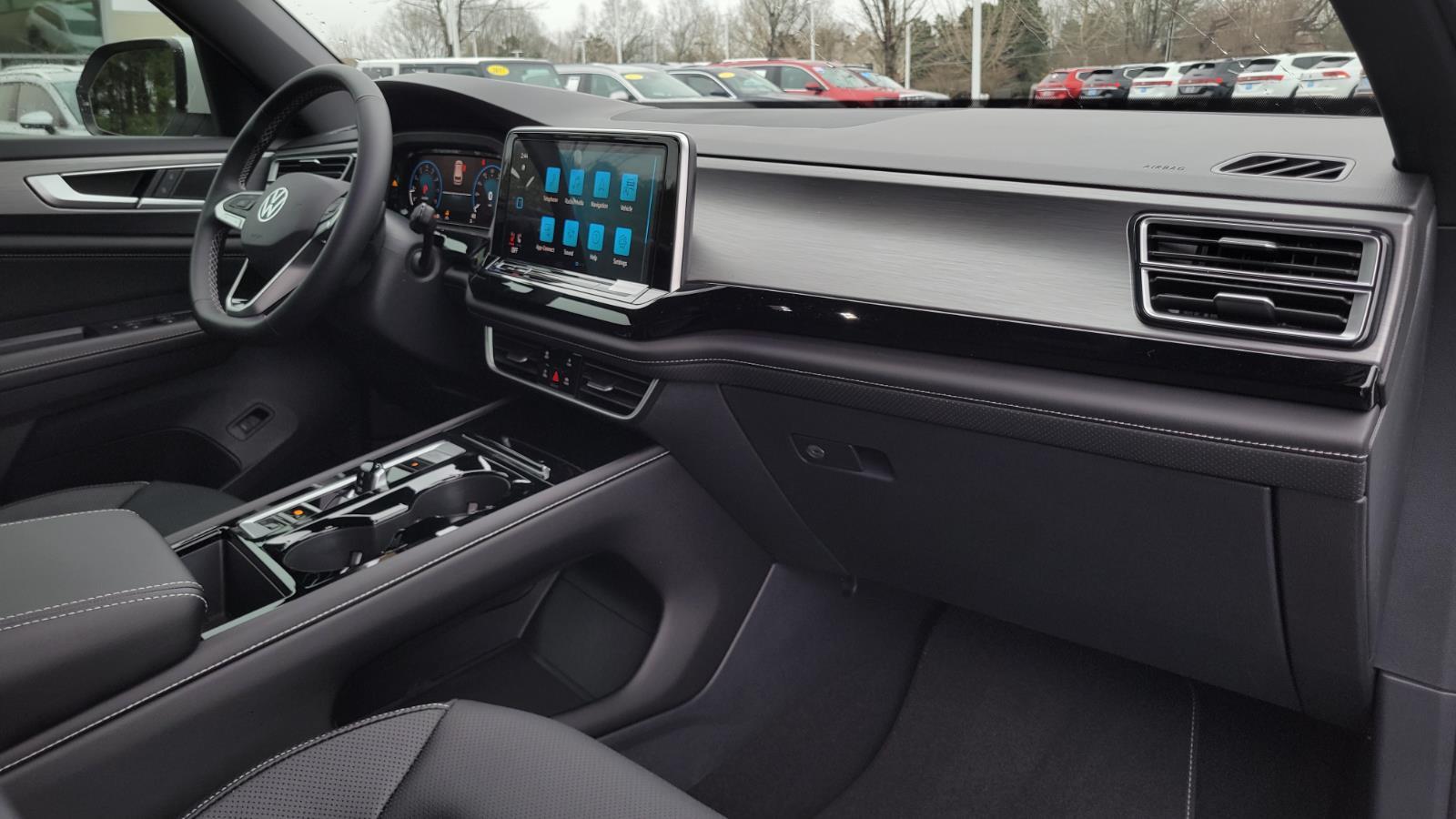 2026 Volkswagen Atlas Cross Sport SE w/Tech - Photo 45