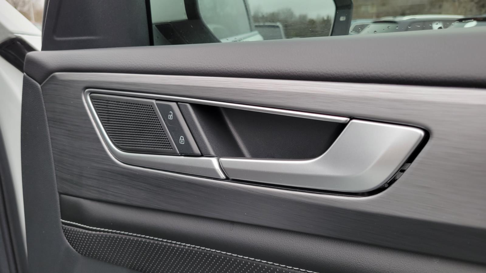 2026 Volkswagen Atlas Cross Sport SE w/Tech - Photo 46