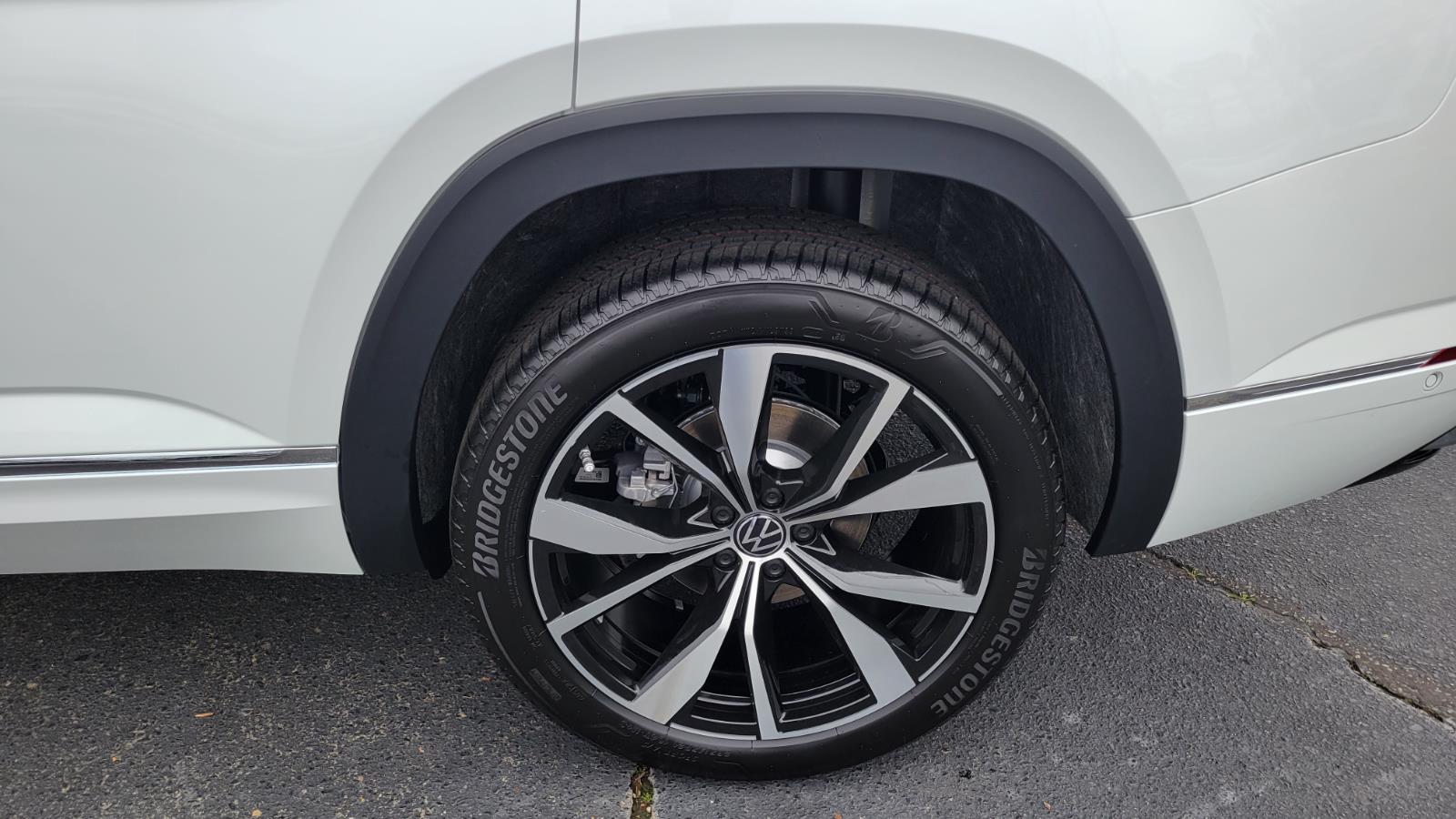2026 Volkswagen Atlas SEL Premium R-Line - Photo 15
