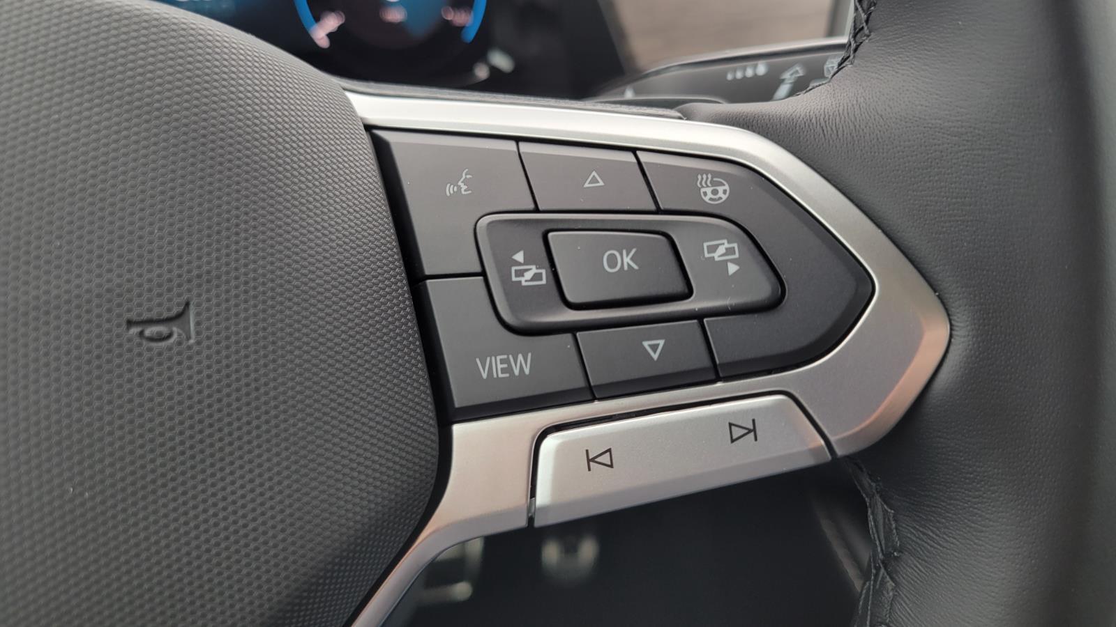 2026 Volkswagen Atlas SEL Premium R-Line - Photo 28