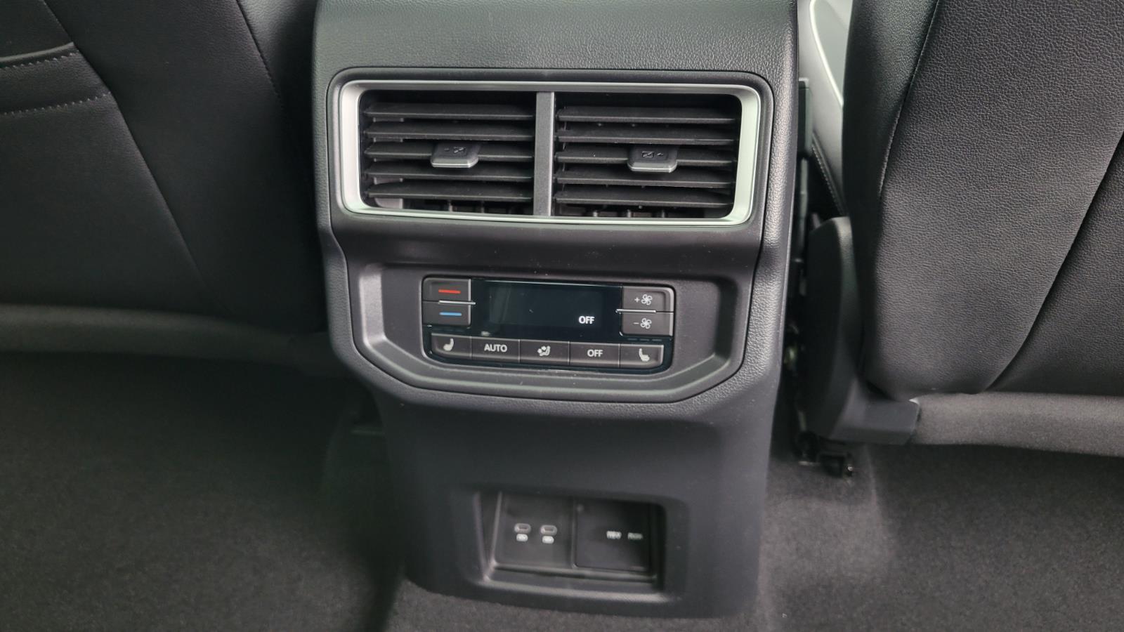 2026 Volkswagen Atlas SEL Premium R-Line - Photo 52