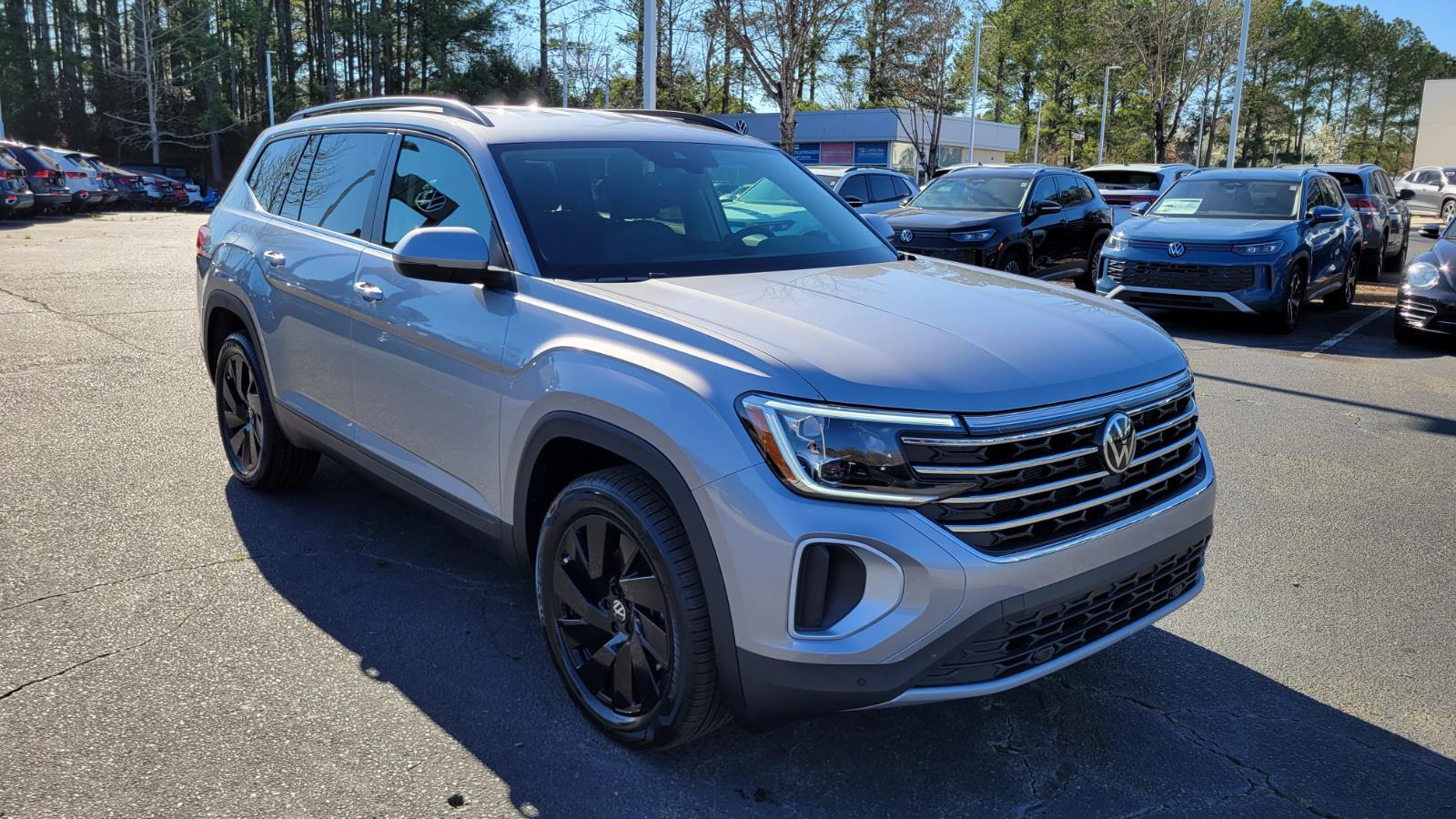 2026 Volkswagen Atlas SE w/Tech - Photo 7