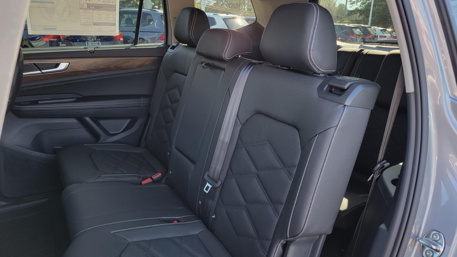 2026 Volkswagen Atlas SE w/Tech - Photo 35