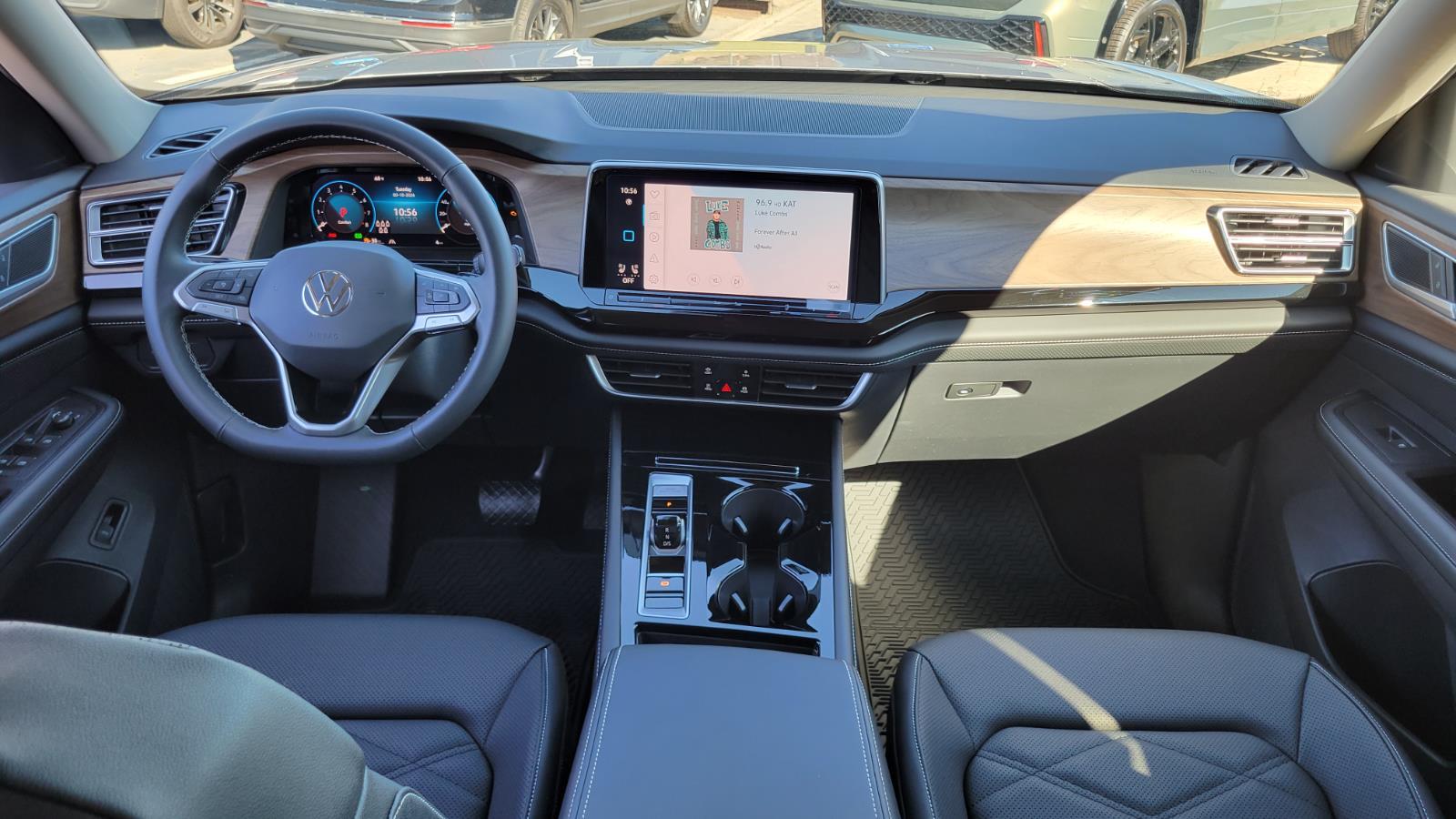 2026 Volkswagen Atlas SE w/Tech - Photo 45