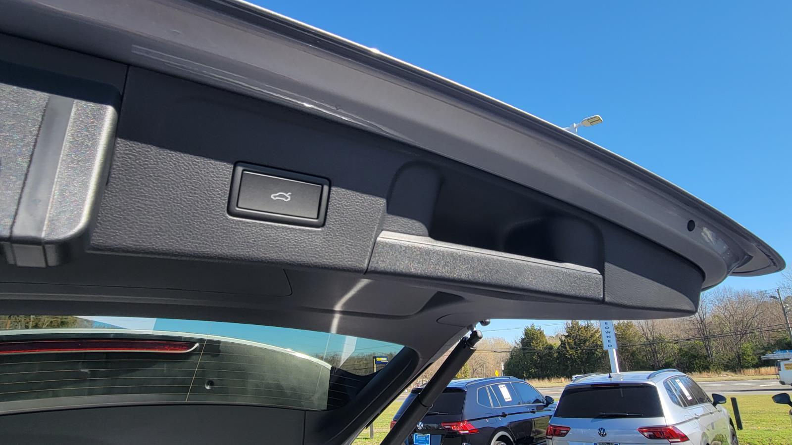 2026 Volkswagen Atlas SE w/Tech - Photo 53
