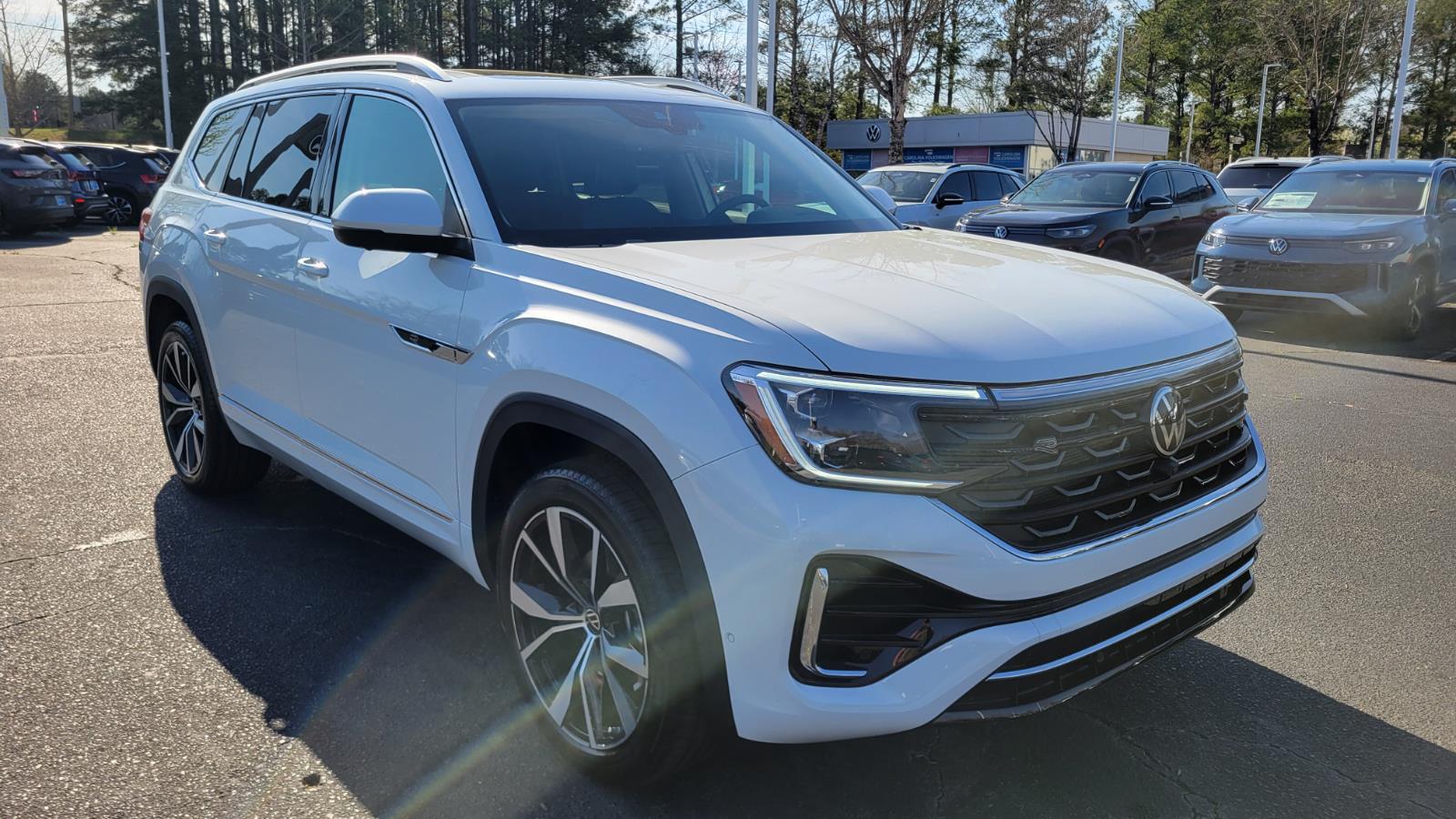 2026 Volkswagen Atlas SEL Premium R-Line - Photo 7