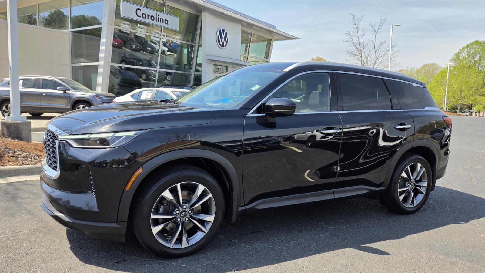 2023 INFINITI QX60 Luxe AWD