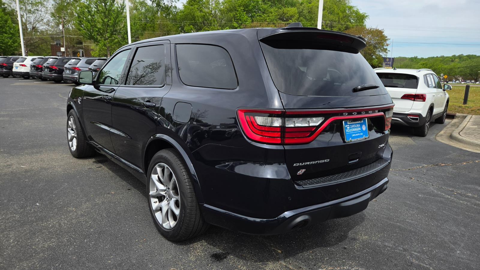 View vehicle photo 4