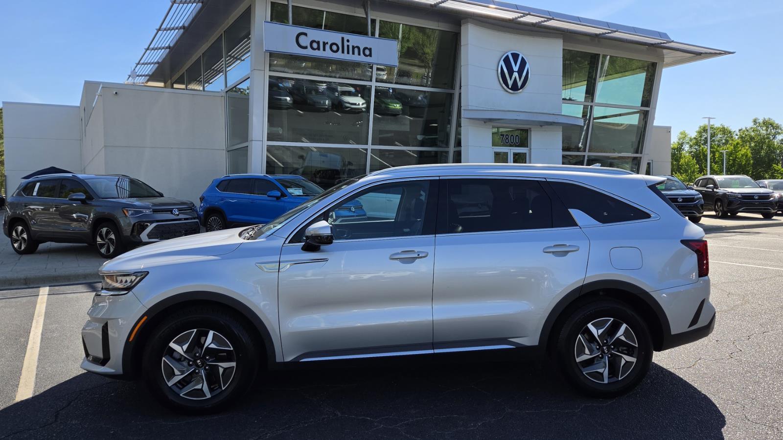 View vehicle photo 2