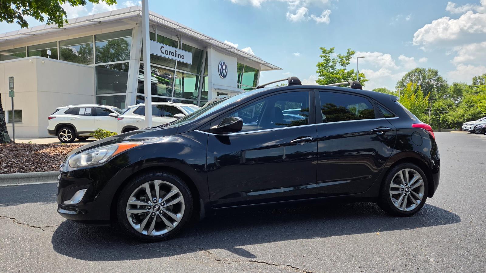 Black Noir Pearl 2017 Hyundai Elantra GT Hatchback Front-Wheel Drive Automatic