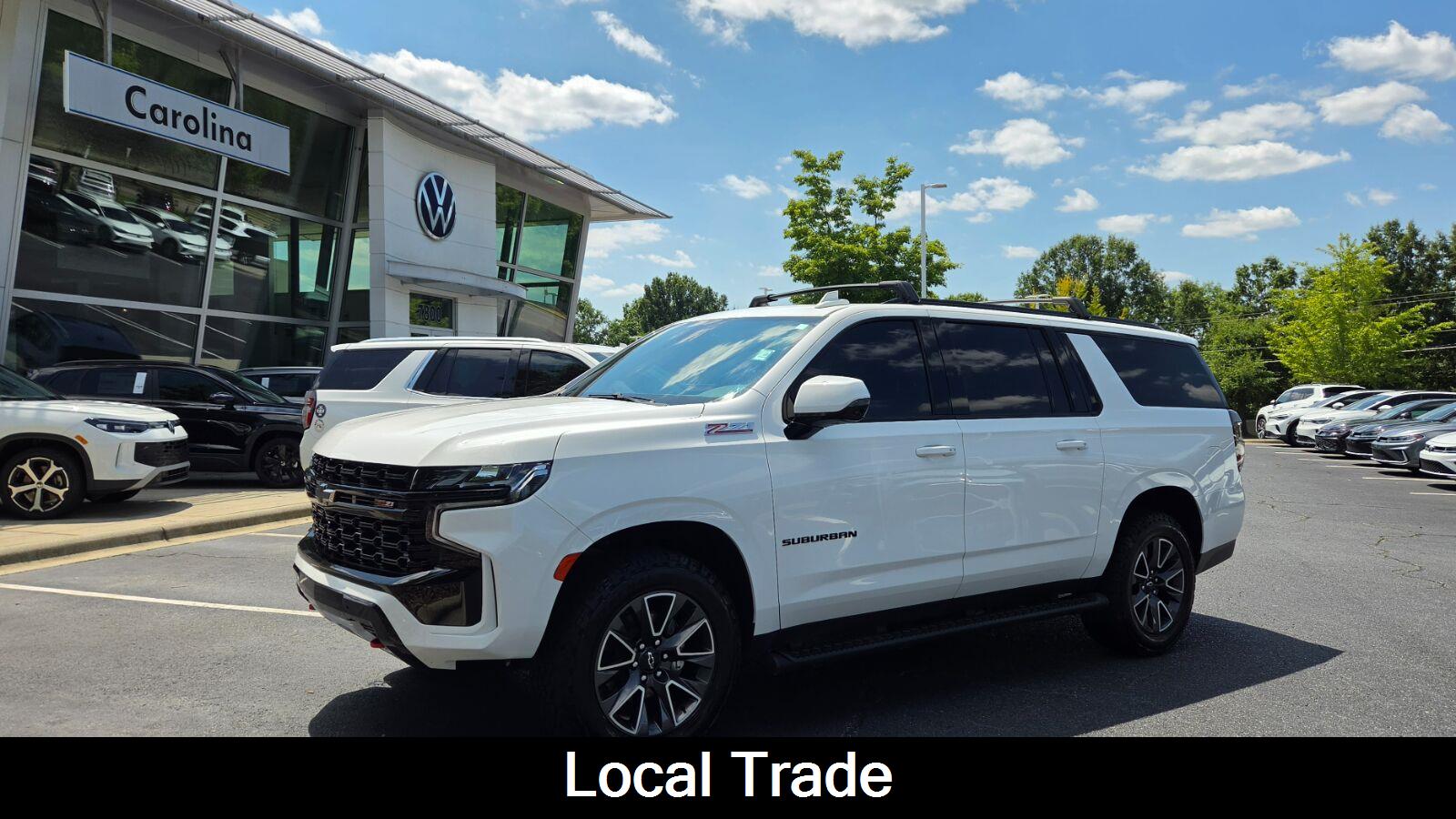 White (Iridescent Pearl Tricoat) 2023 Chevrolet Suburban SUV / Crossover Four-Wheel Drive Automatic