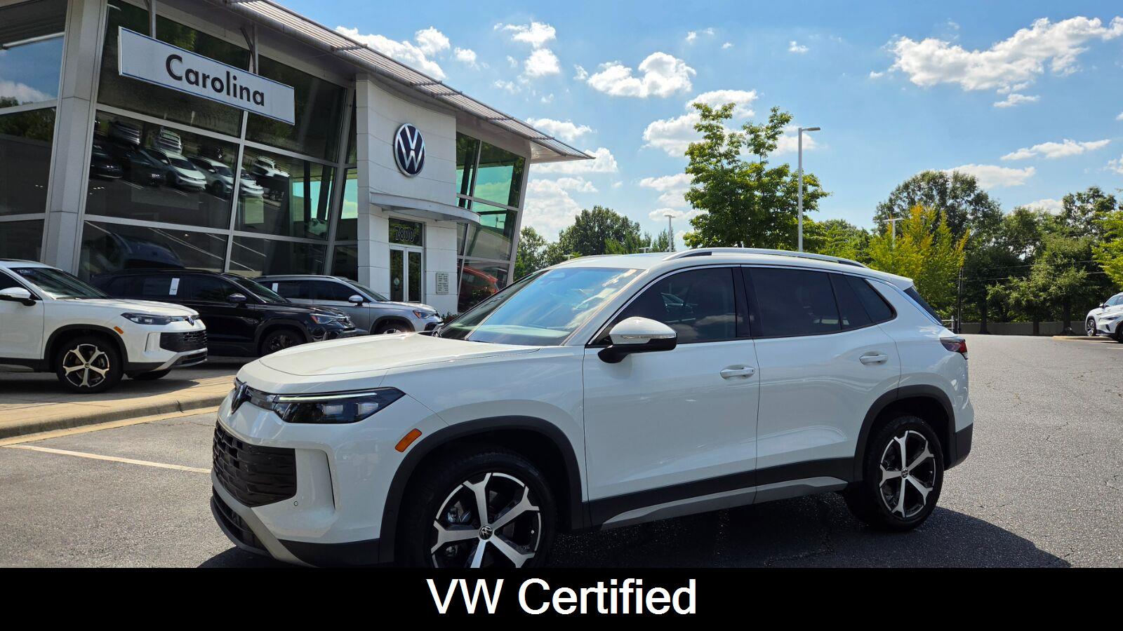 Pure White 2026 Volkswagen Tiguan SUV / Crossover All-Wheel Drive Automatic