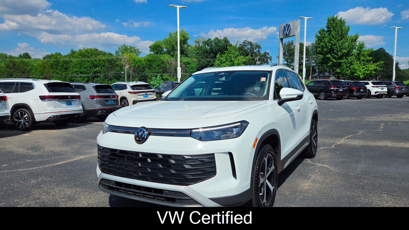 Pure White 2026 Volkswagen Tiguan SUV / Crossover All-Wheel Drive Automatic