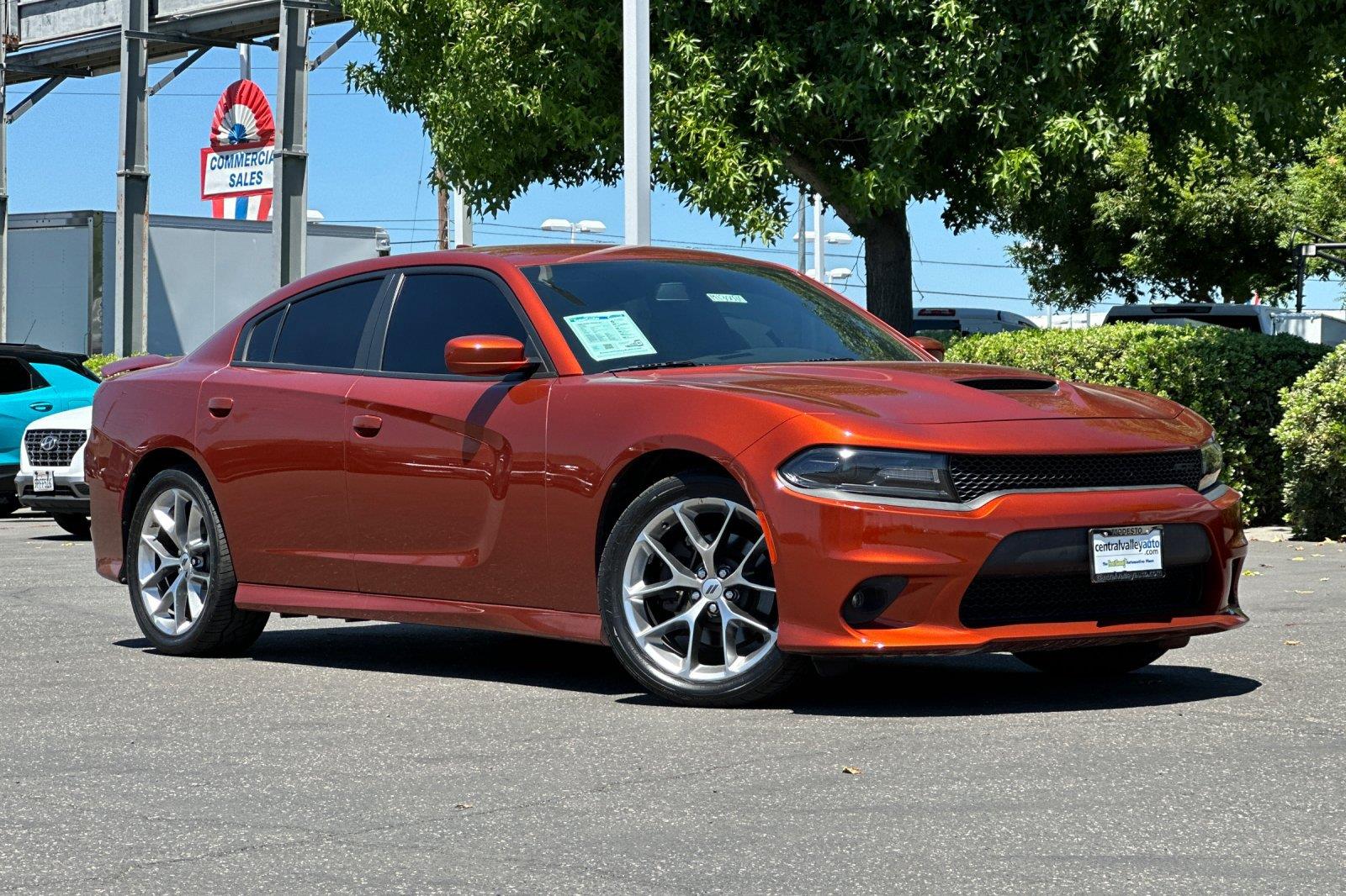 Go Mango 2020 Dodge Charger Sedan Rear-Wheel Drive 8-Speed Automatic