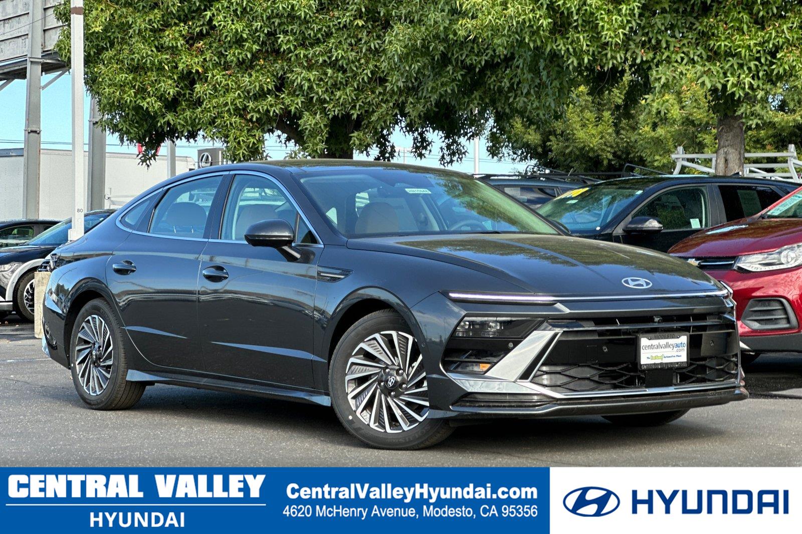 Portofino Gray 2026 Hyundai Sonata Hybrid Sedan Front-Wheel Drive Automatic
