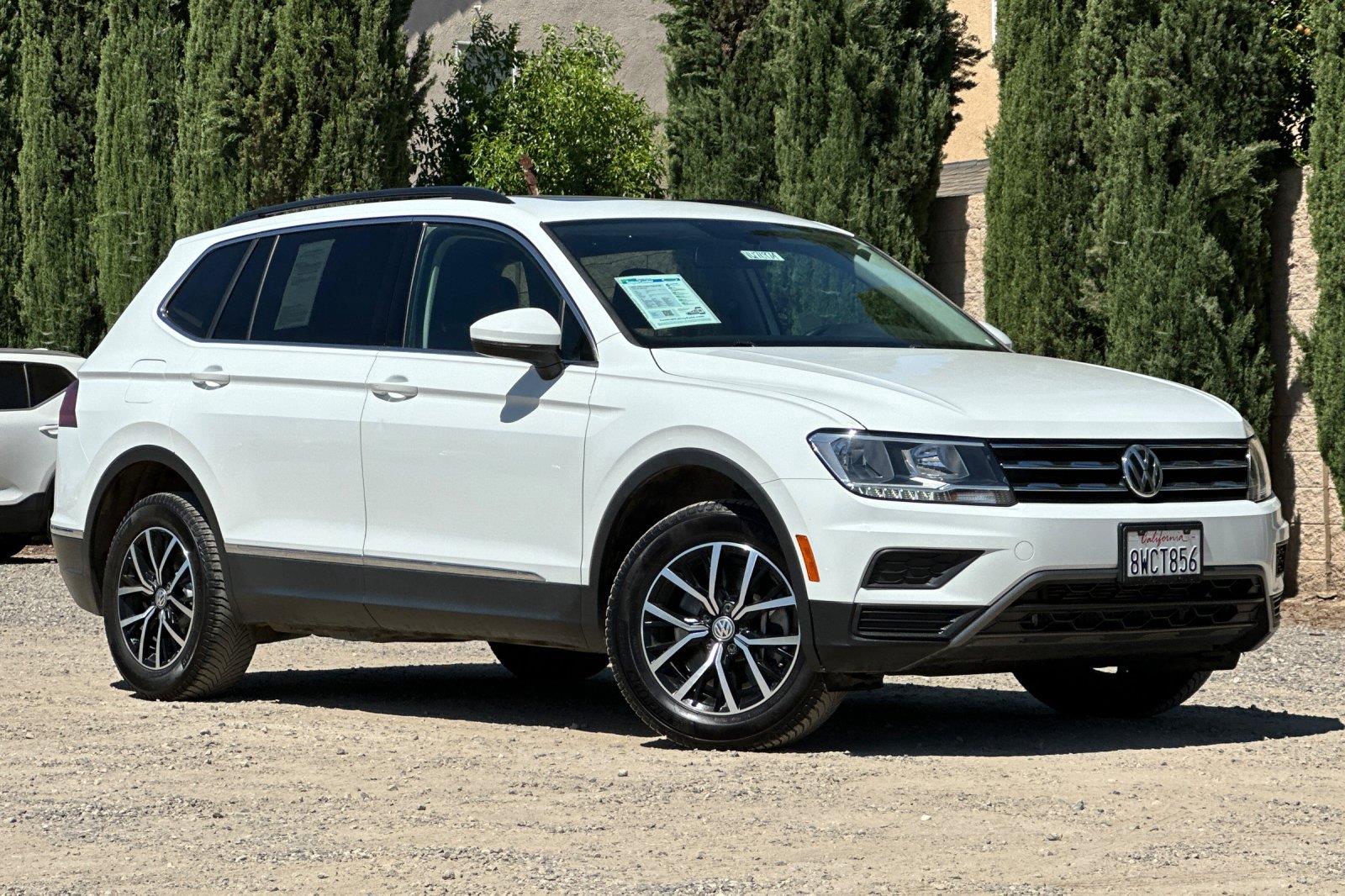 Platinum Gray Metallic 2021 Volkswagen Tiguan SUV / Crossover All-Wheel Drive Automatic