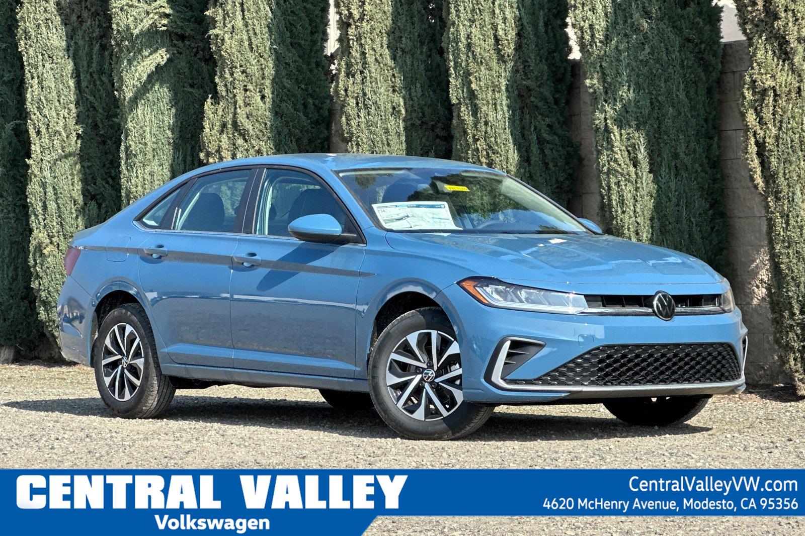 Monterey Blue Pearl 2026 Volkswagen Jetta Sedan Front-Wheel Drive Automatic